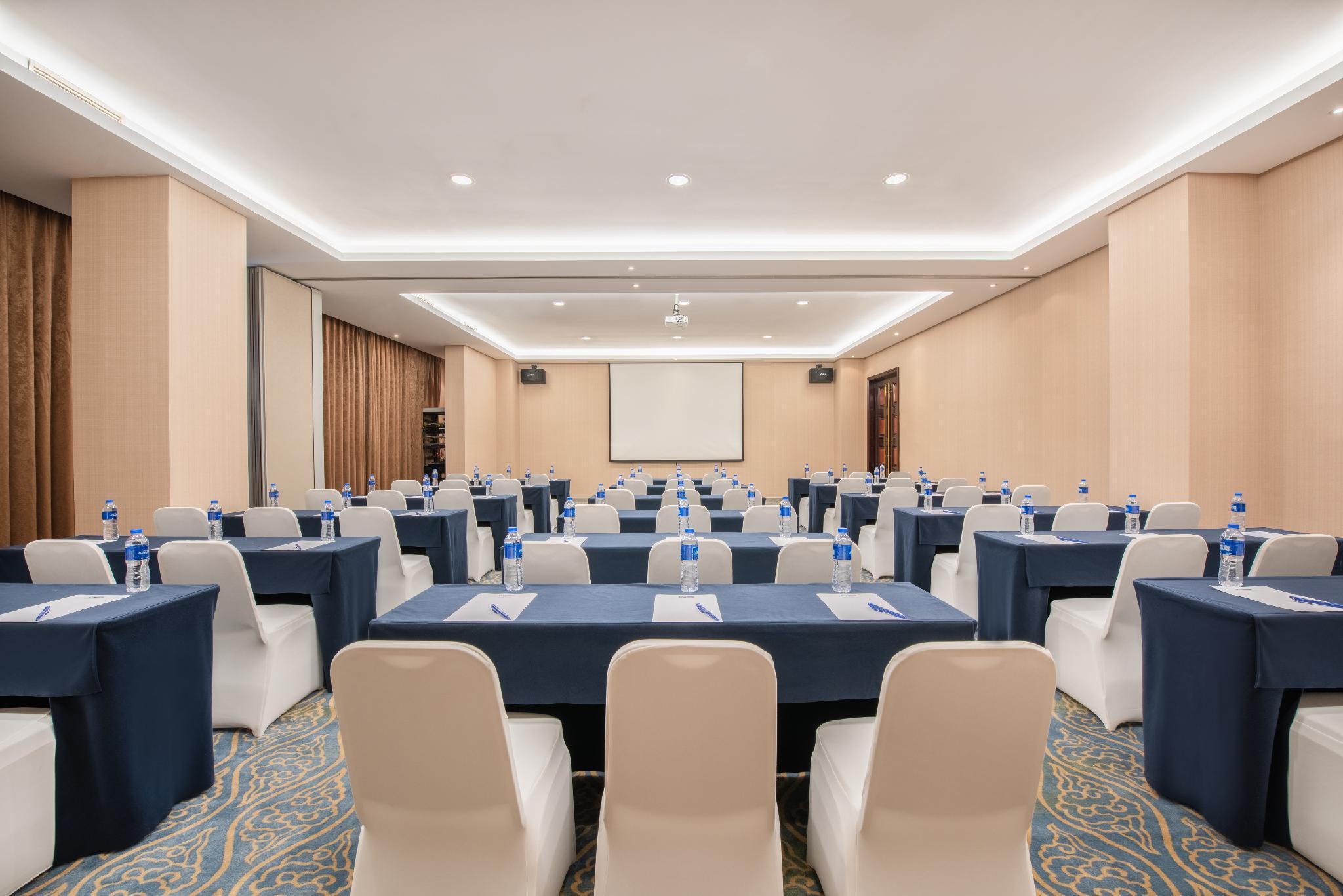 Holiday Inn Express Beijing Huacai By Ihg Exterior photo